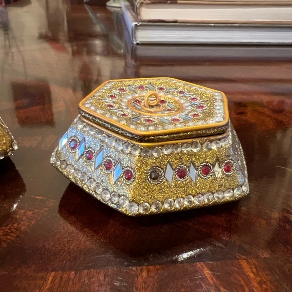 Pier 1 Jeweled Trinket Boxes Set of 3 NIB - Picture 5 of 9